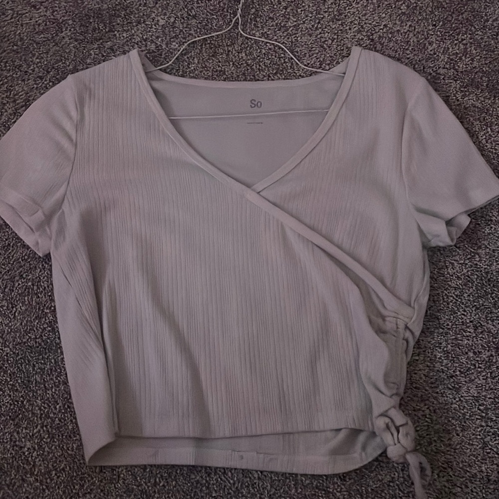 Cross-over short sleeve top